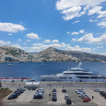 아파트 Front Line Sarandë